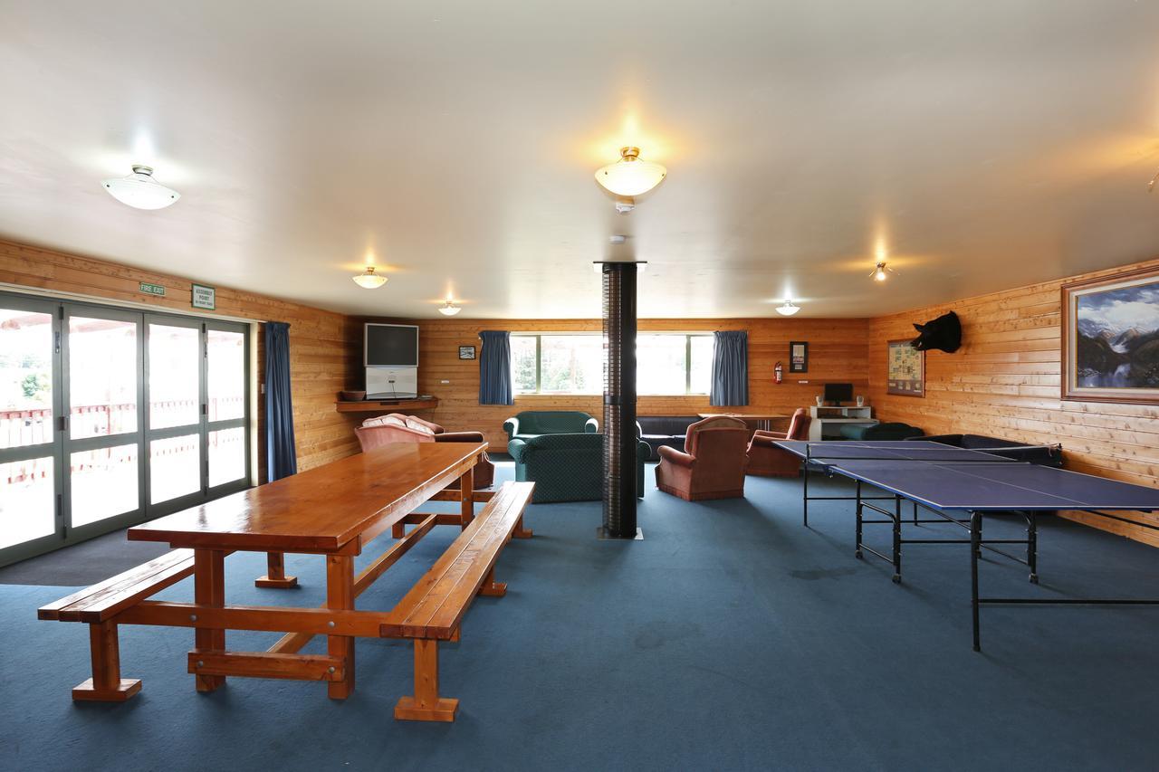 Tui Base Camp Hotell Tuatapere Eksteriør bilde