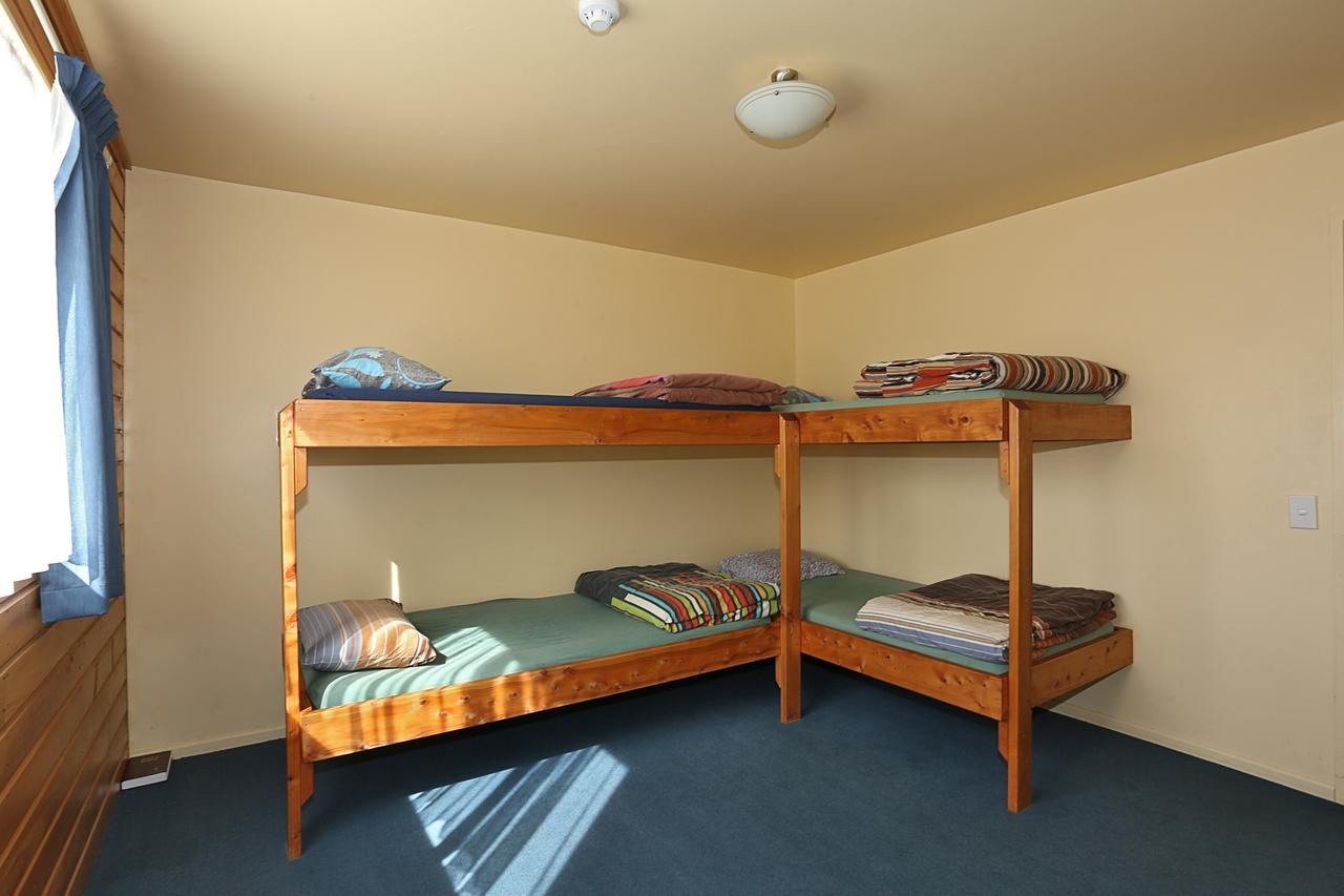 Tui Base Camp Hotell Tuatapere Eksteriør bilde