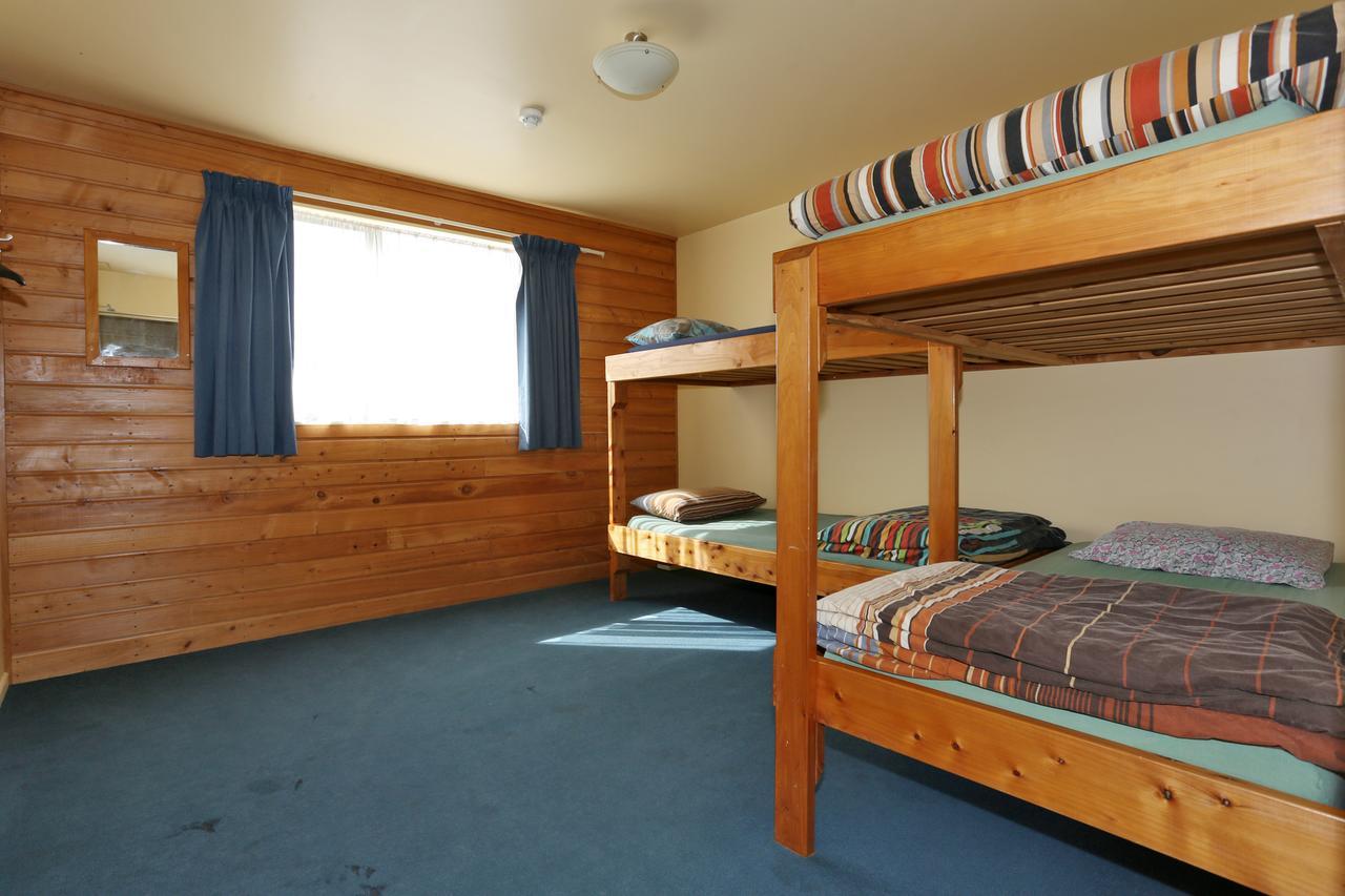 Tui Base Camp Hotell Tuatapere Eksteriør bilde